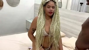 primeira vez no porno da safada lilith levando pica e apanhando de 2 machos no motel 1733430537